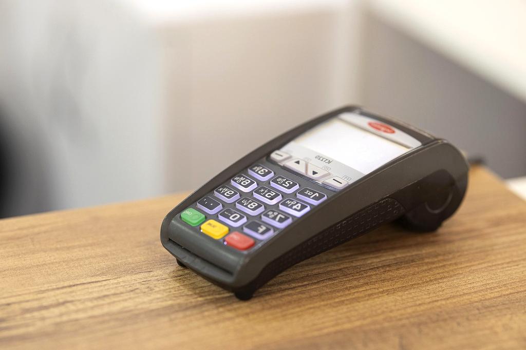 Front desk with friendly staff ready to assist visitors at zuxakii VR Centre
